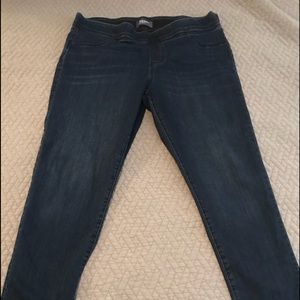 Size 16 Dark Wash Old Navy Pull-on Skinny Jeans
